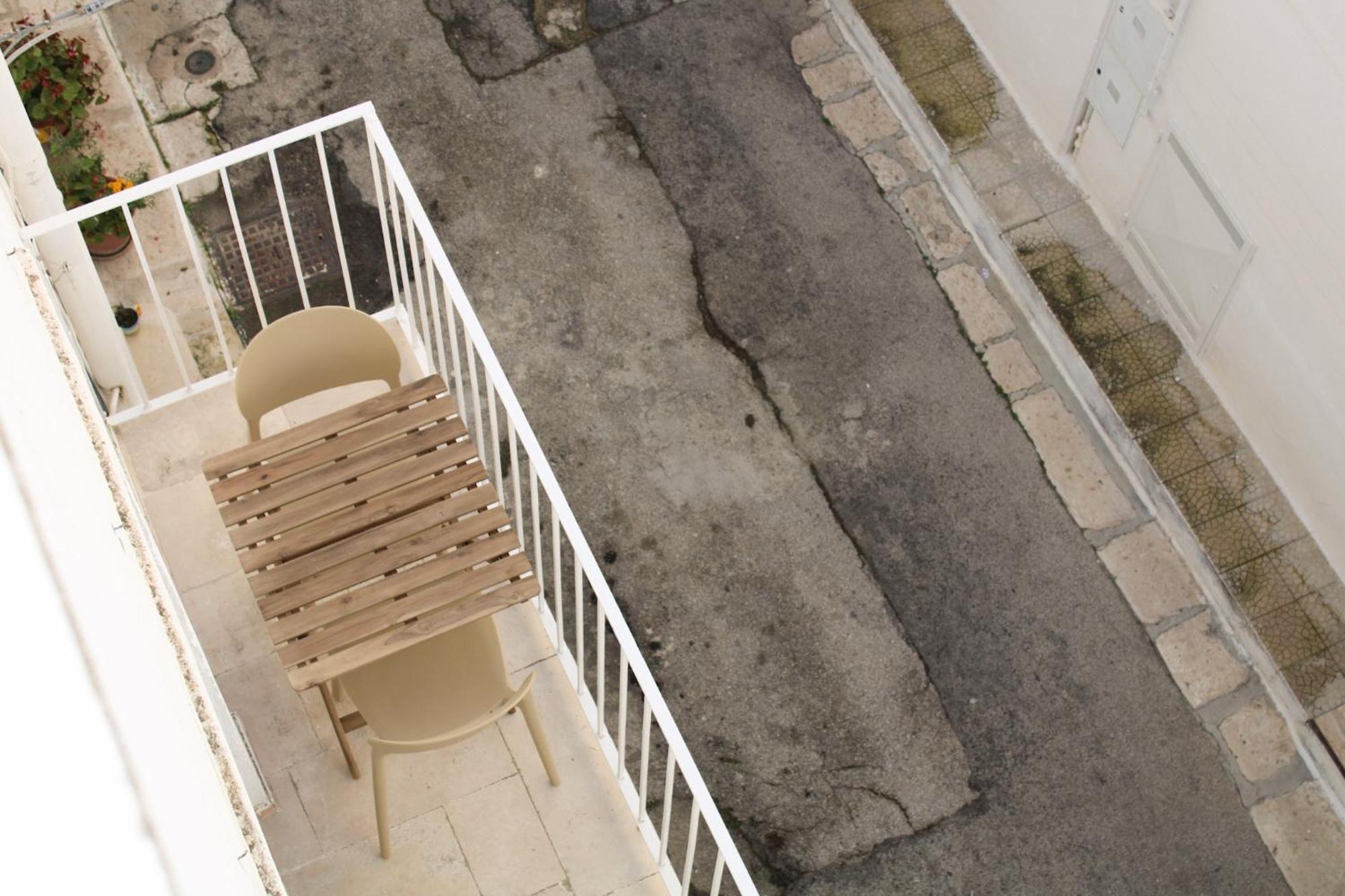 Maja Ostuni Centro - Luxury Apartment ภายนอก รูปภาพ