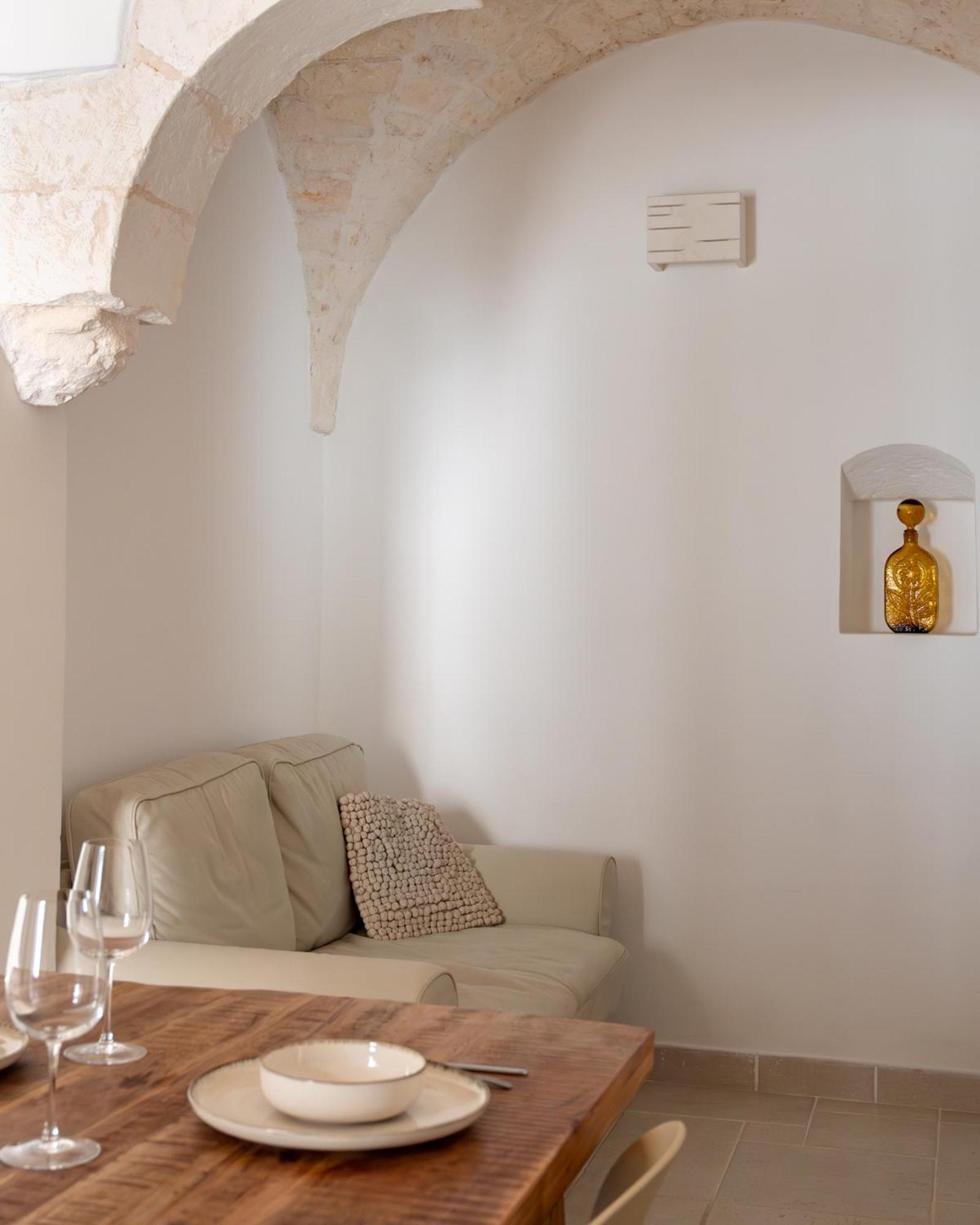 Maja Ostuni Centro - Luxury Apartment ภายนอก รูปภาพ